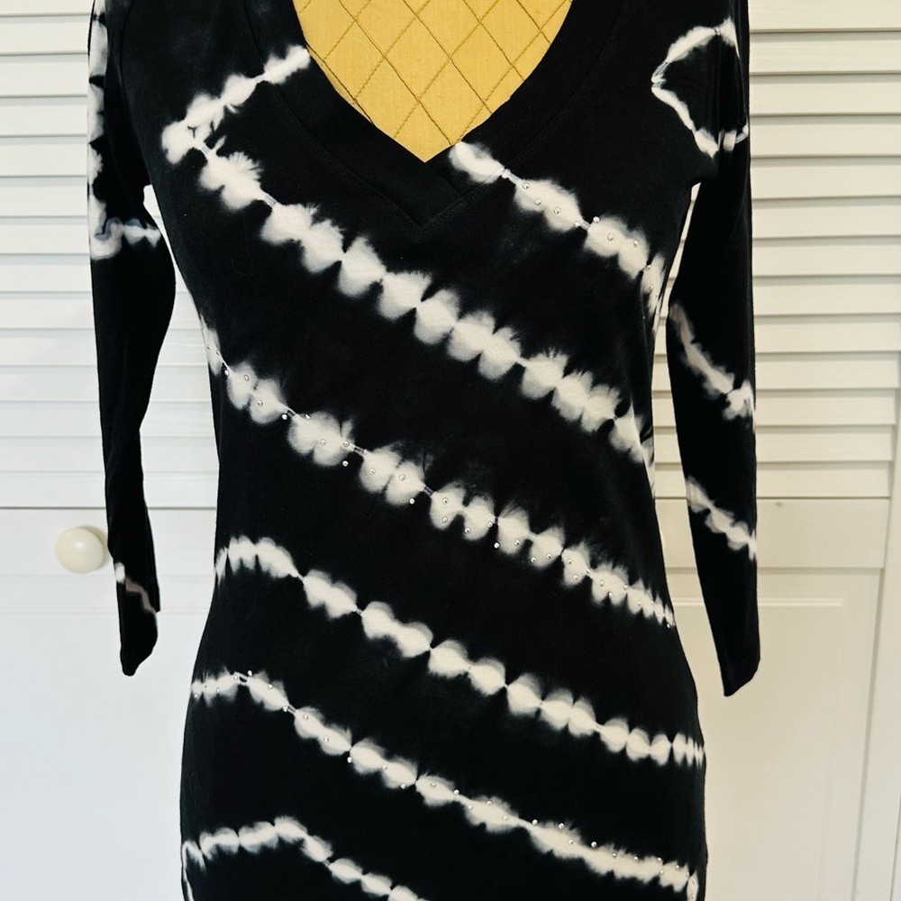 INC Black and White Tie-Dye V-Neck Dress